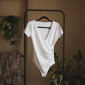 ABERCROMBIE - Short-Sleeve Wrap Bodysuit, White ( NEW )